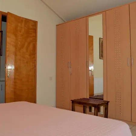 Vasi- μodern Maisonette View Meteora Βίλα Καστράκι