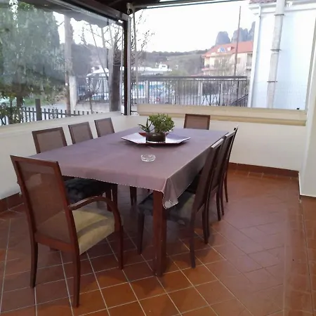Vilă Vasi- μodern Maisonette View Meteora
