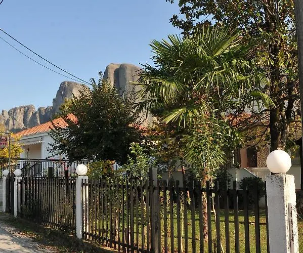 Vasi- μodern Maisonette View Meteora Βίλα